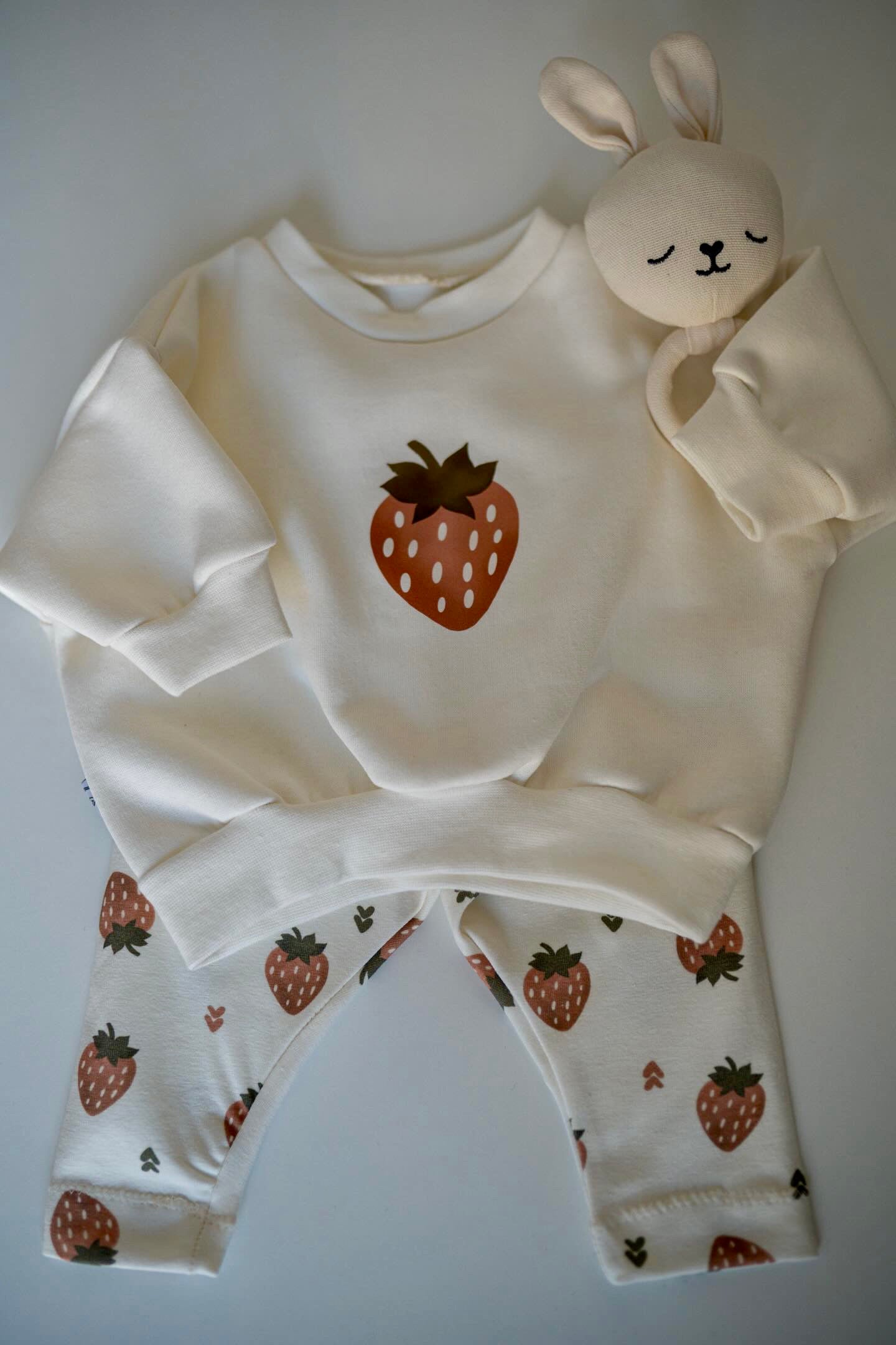 Beerentraum Set 🍓 - Sweater + Leggin