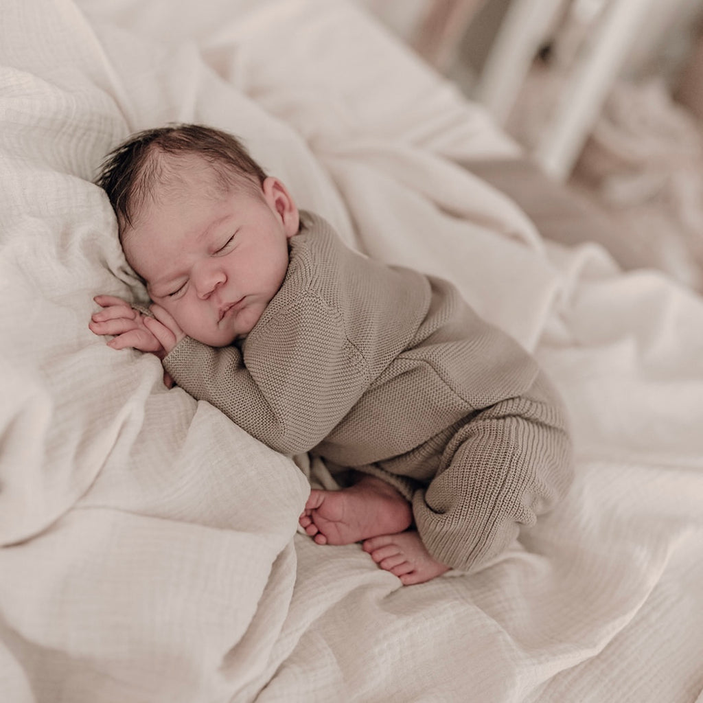 Newborn Organic Caramel Set 🤎 – Leggin + Cardigan