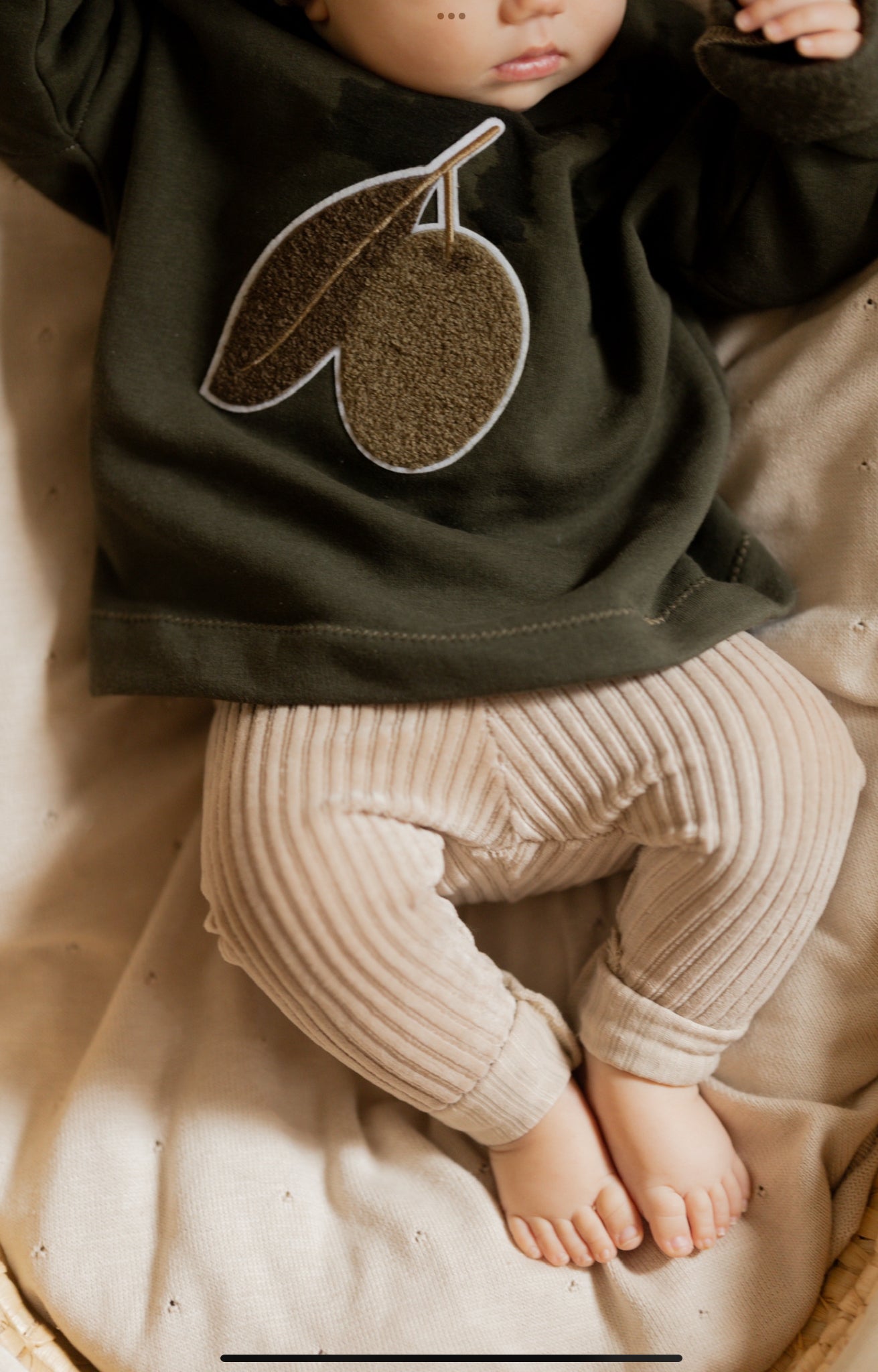 Olive Set 🫒 - Sweater + Leggin