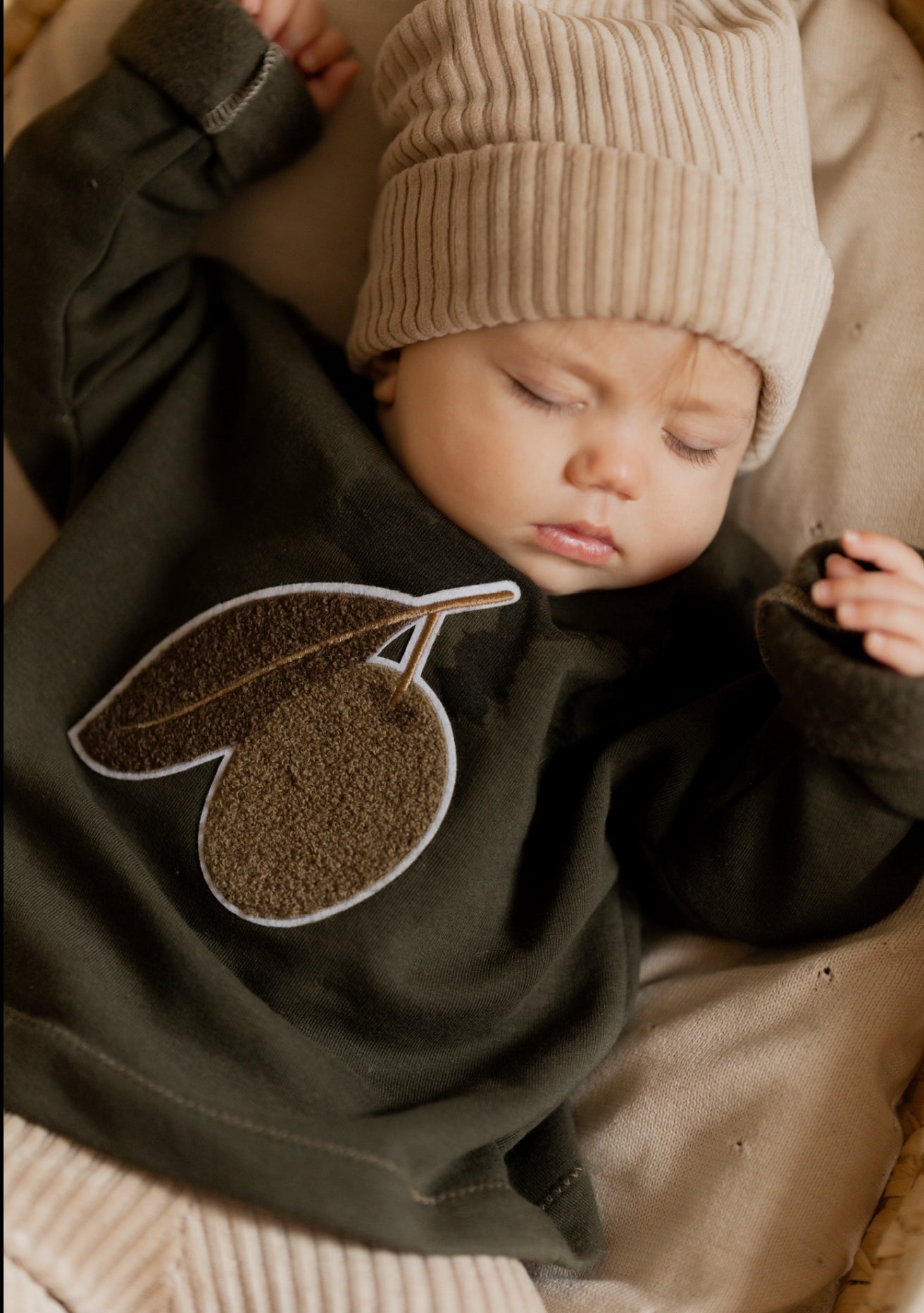 Olive Set 🫒 - Sweater + Leggin