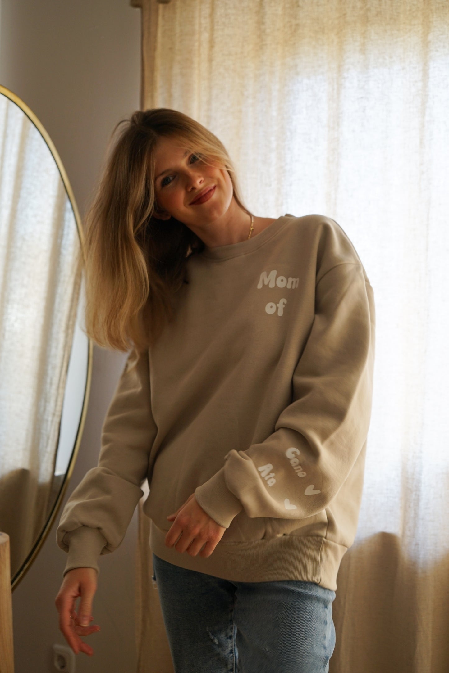 Mom Pullover 🤎