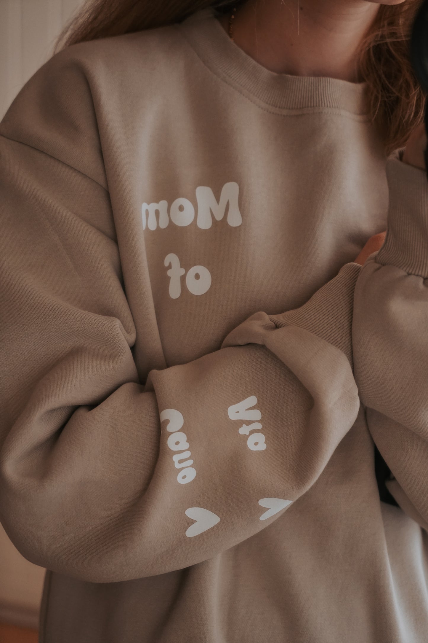 Mom Pullover 🤎